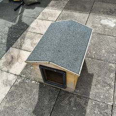 dog kennel