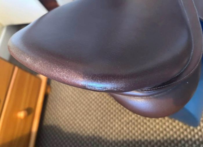 Bates GP Saddle