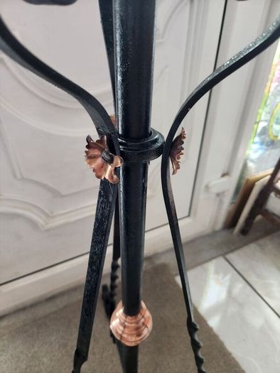 Fabulous expandable working oil lamp wih brass and copper detailing