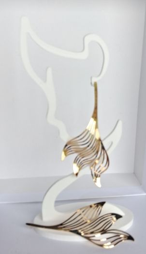 Gold Wavy Sculpted Fluid Leaf Earrings