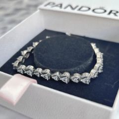 Pandora Halo Hearts Bracelet Brand New