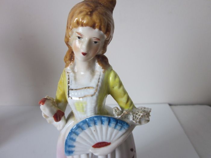 Vintage Porcelain Lace Couple Figurines