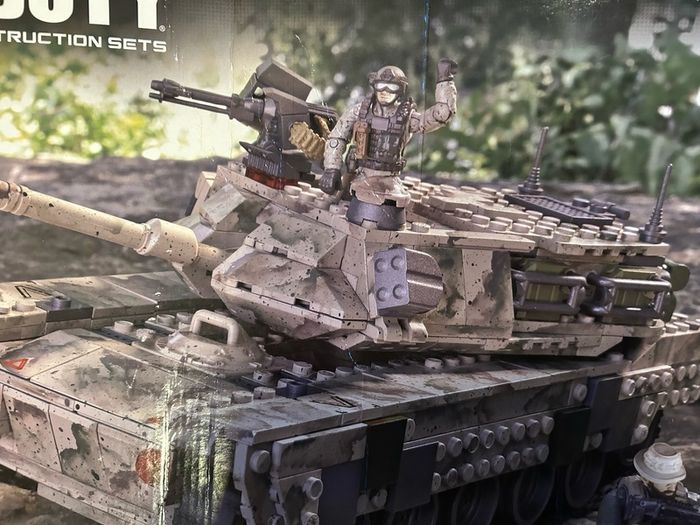 Call of Duty Heavy Armour Outpost Megabloks