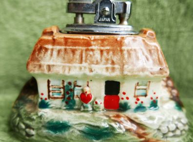 Vintage 1960s Irish Table Lighter (in working order)