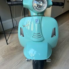 motorised vespa