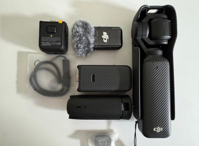 DJI Osmo Pocket 3 Creator Combo