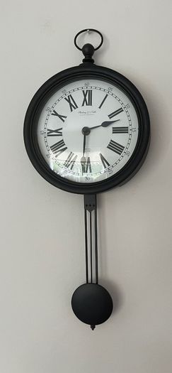 Sterling & Noble Clock Company Wall Clock