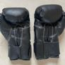 Lonsdale Boxing Gloves. Image 3