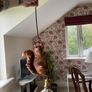 Squirrel pendant light Image 2