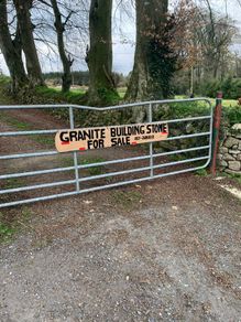 Nice Faced Granite Building Stone and Boulders