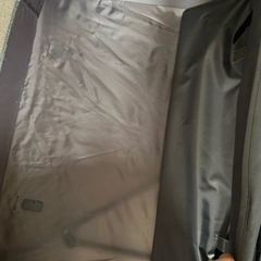 Travel cot