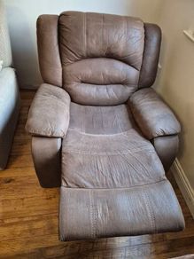 3+1+1 seater recliner set.