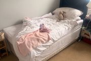 X2 free single beds and one double