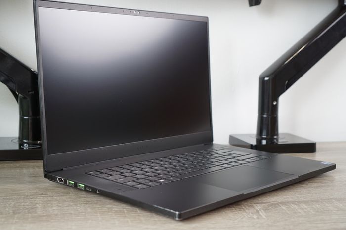 Razer Blade 15 Advanced QHD 240Hz | i7-11800H | RTX 3060 | 1TB