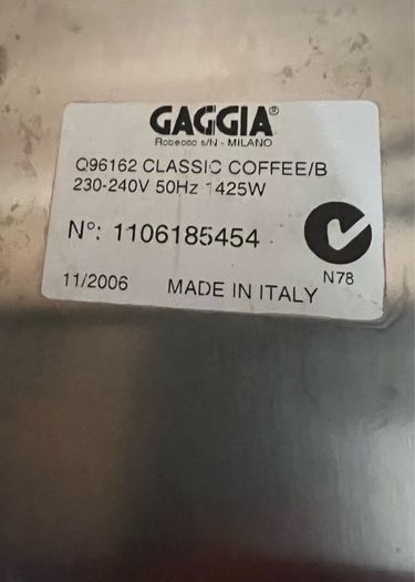 Gaggia Classic 2006 Made in Italy (pre-2015) - 9 bar, Full Setup, 3 Portafilters, Huge Bundle