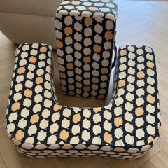 Breastfeeding Pillow - Peanut & Piglet (ideal for 0-6mo babies)