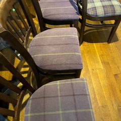 restaurant/pub tables and chairs