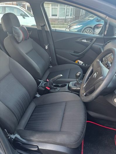 2010 Opel Astra