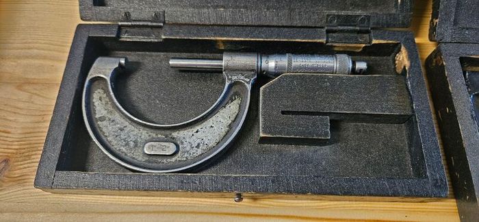 5 boxed micrometers, Starrett and M&W