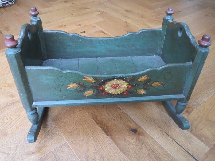 Vintage/Antique Wood Rocking Doll Cradle