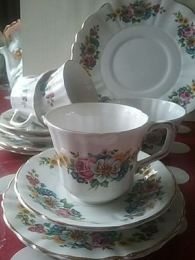 Royal Tara Part China Teaset