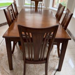 Dining set