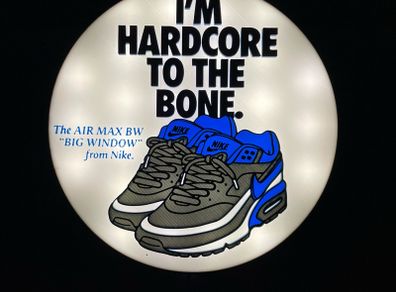 Retro Nike Air Max Big Window Lightbox