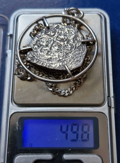 1733 Mexico Cob, Piece of 8, 8 Reales -  Philip V In silver pendent and silver chain.