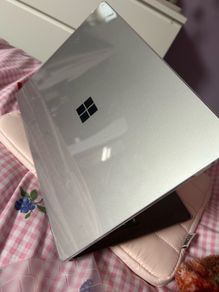 Microsoft Surface Laptop 4-