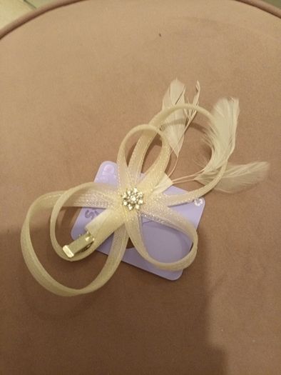 Ivory bridal clip