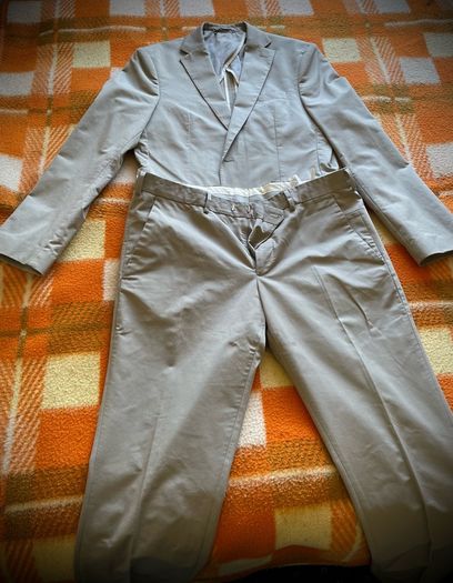 Zara - Beige/Khaki Mens Suit - Large
