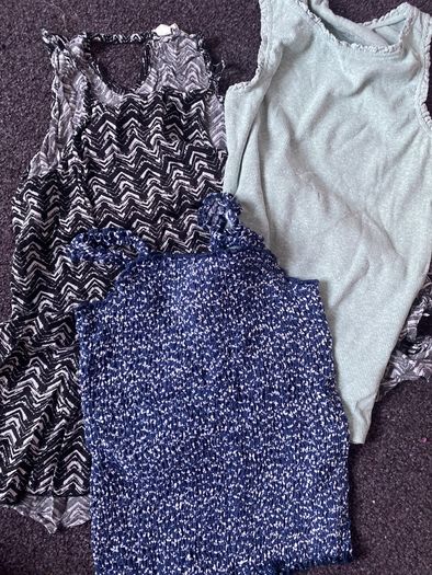 24 piece girls summer wardrobe (age9-10)