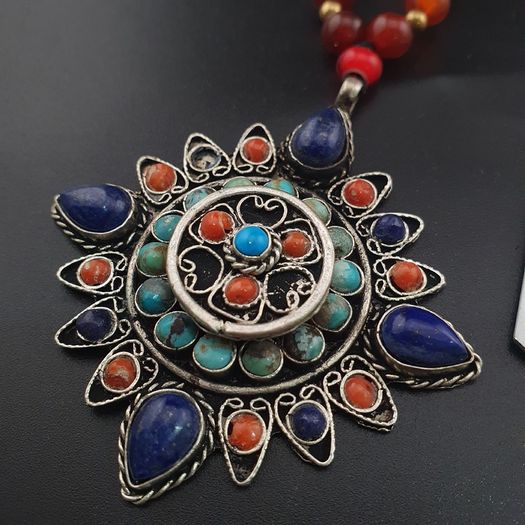 Antique Style Brass & Lapislazuli,Coral,Turqouise Pendant with Carnelian Beads Necklace