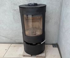 Wood burning stove