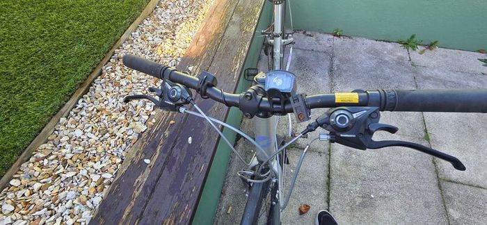 Giant Escape W bike