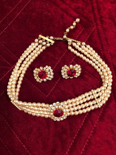 choker set