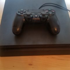 Ps4 Console With Controller