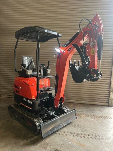 TPM-18HH micro digger Briggs & Stratton engine