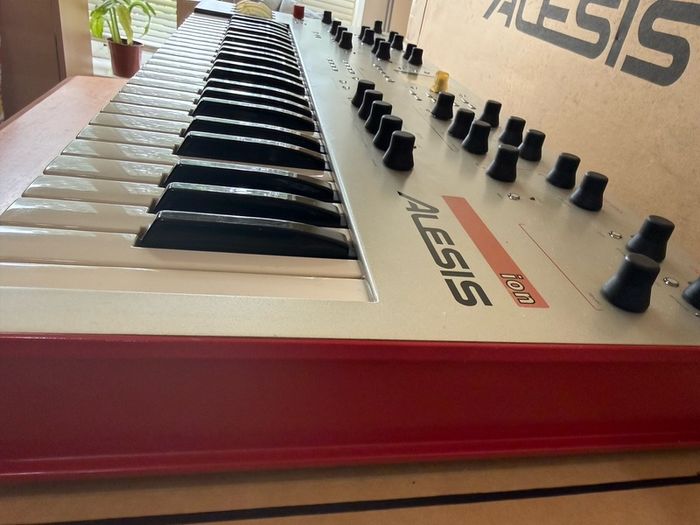 Alesis Ion Polyphonic Multitimbral VA Synth