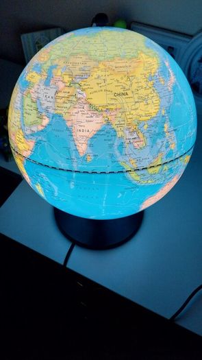 Globe lamp
