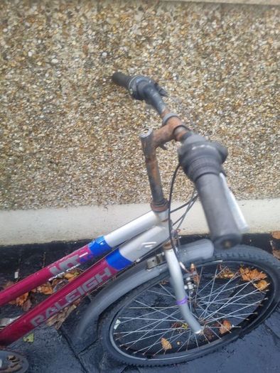 bike chain needs oil and flat wheel