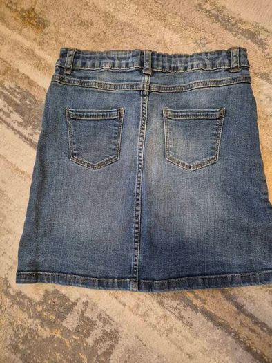 Jeans skirt, size 9y