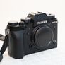 FUJI XT-2 (24.3mp) , excellent condition Image 2
