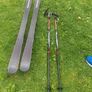 Skis and poles Image 9