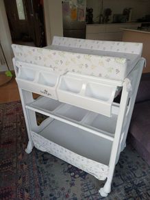 change table and bath