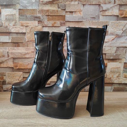 Black Chameleon Waterproof Ultra High Platform  Ankle Boots, size 40