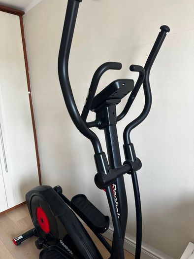 Reebok cross trainer