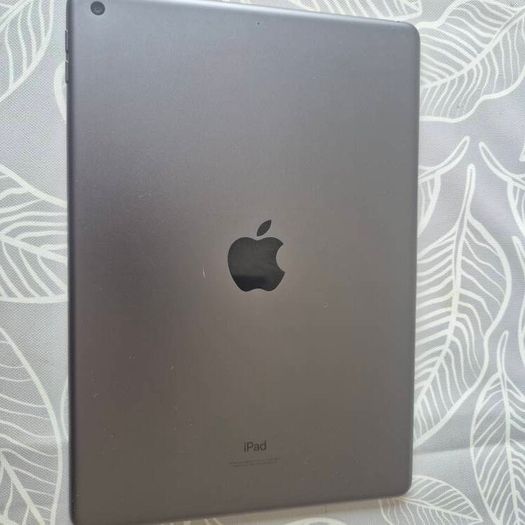 Apple iPad 9th Generation 64GB Good Condition