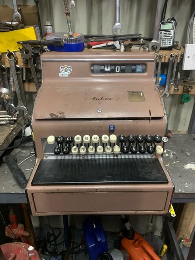 vintage cash registar