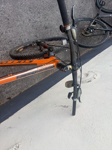 2 carrera vengeance bikes